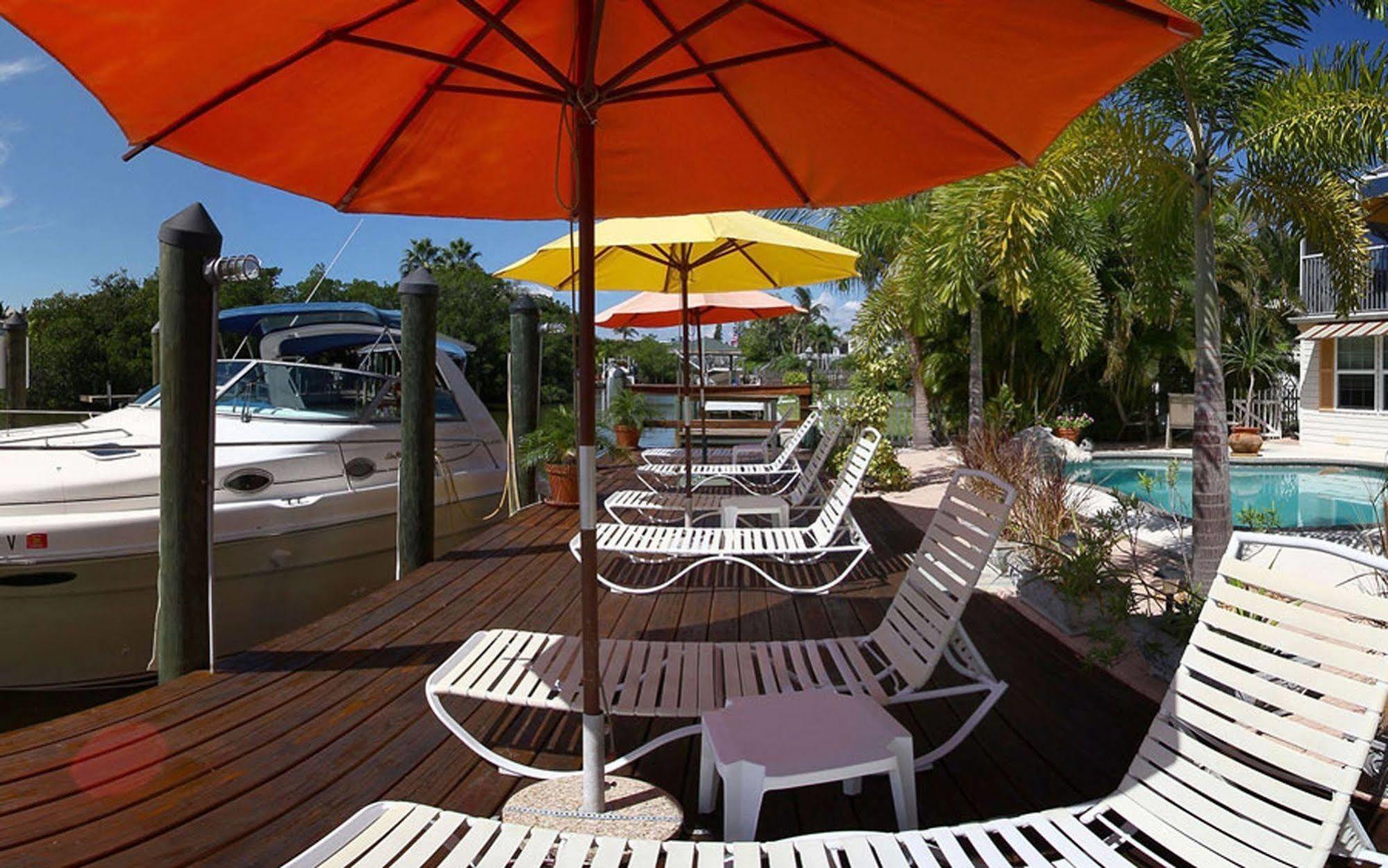 Manatee Bay Inn Fort Myers Beach Exterior foto