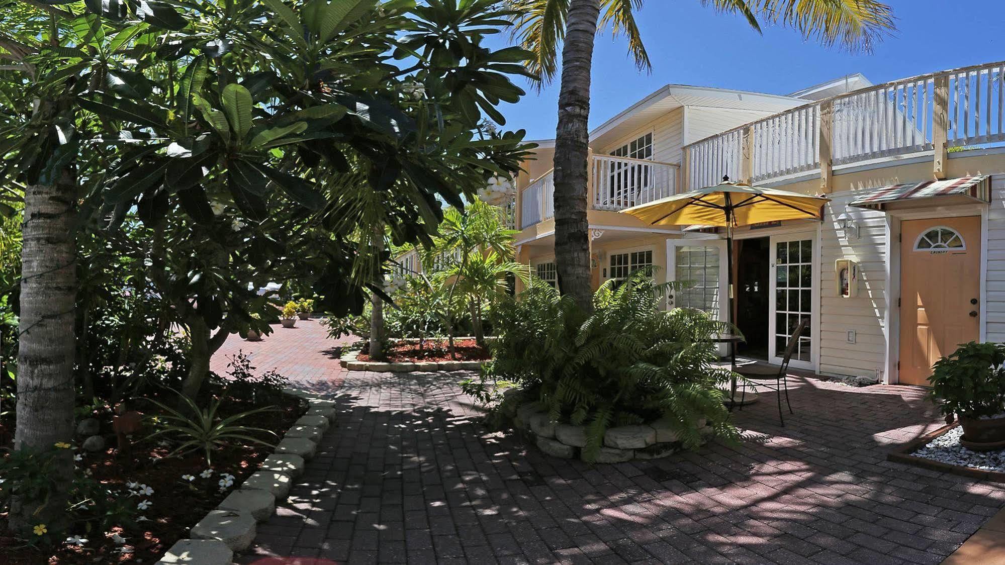 Manatee Bay Inn Fort Myers Beach Exterior foto